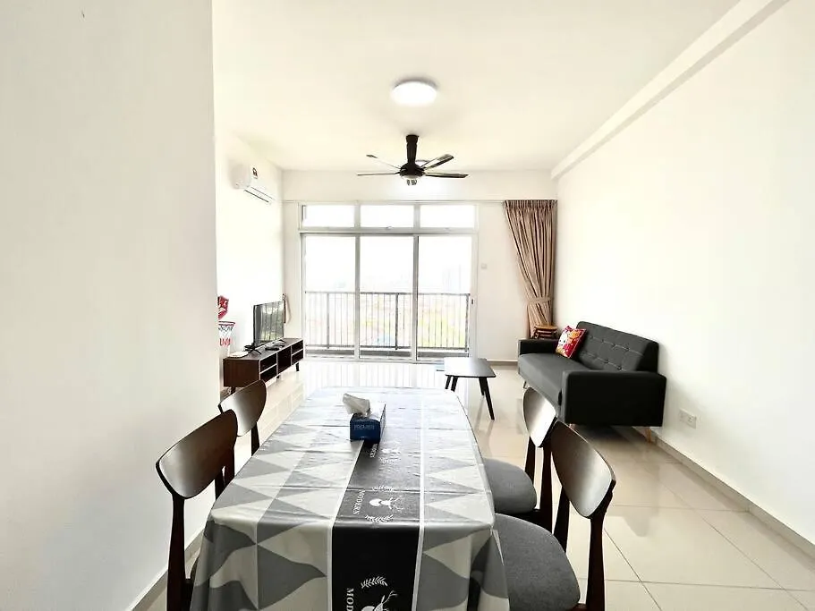 Urban Home-Swimming Pool-City Center Malacca 0*,