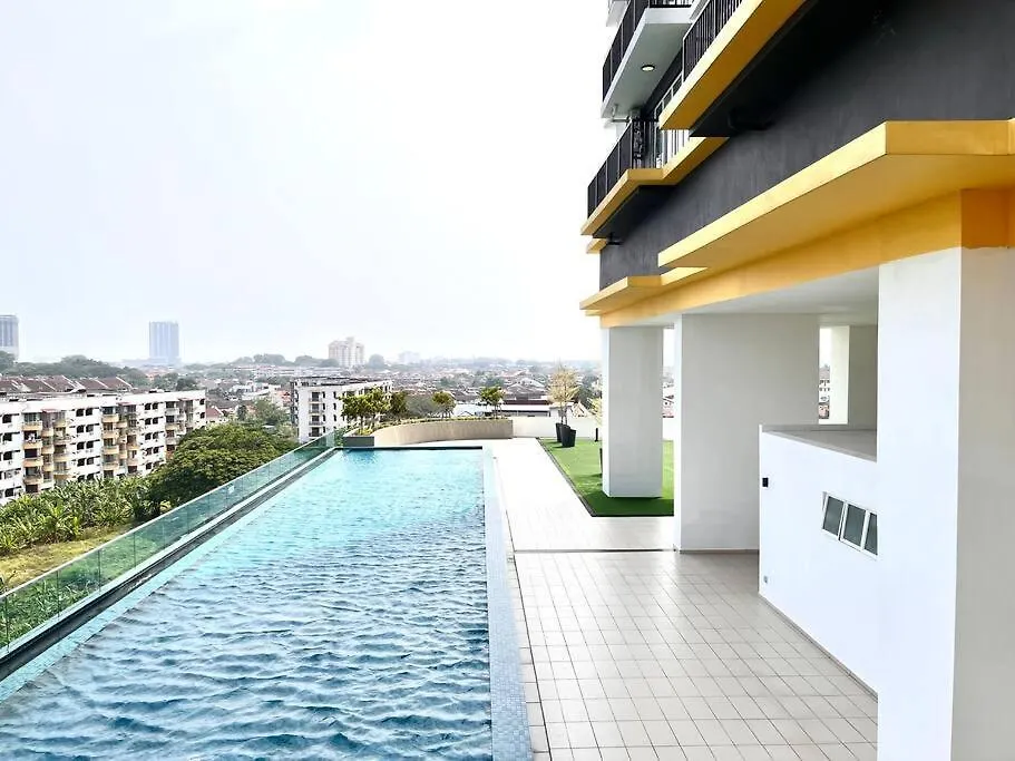 Urban Home-Swimming Pool-City Center Malacca Apartment
