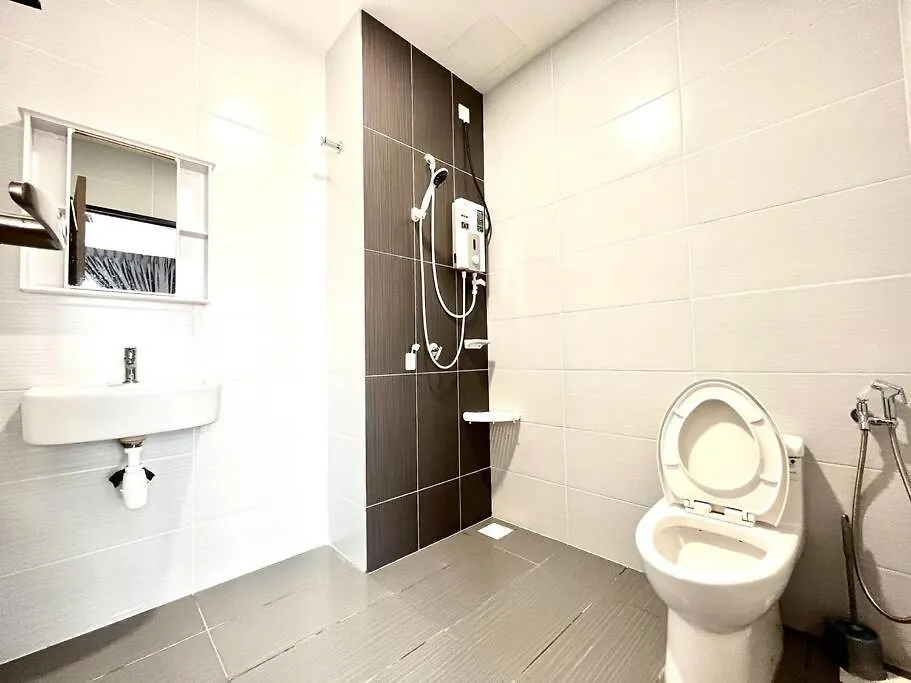 Urban Home-Swimming Pool-City Center Malacca 0*,