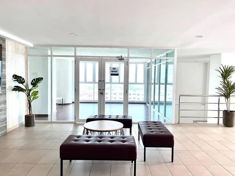 Apartment Urban Home-Swimming Pool-City Center Malacca