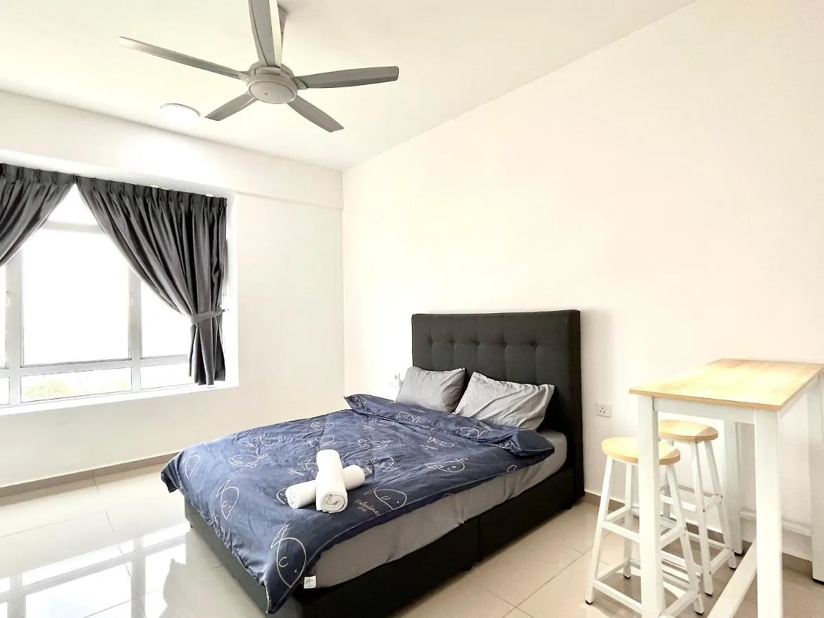 Apartment Urban Home-Swimming Pool-City Center Malacca