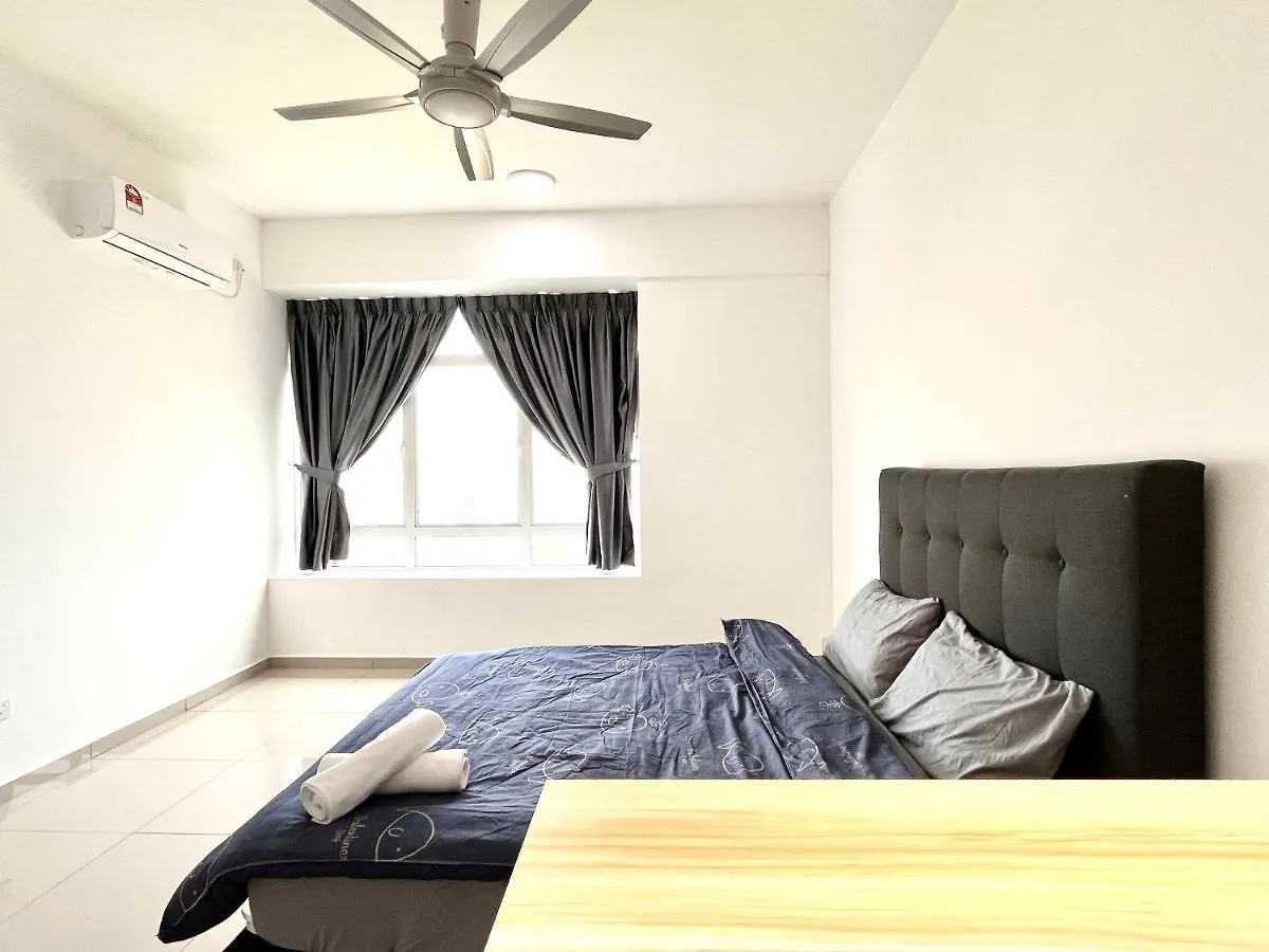 Urban Home-Swimming Pool-City Center Malacca Apartment