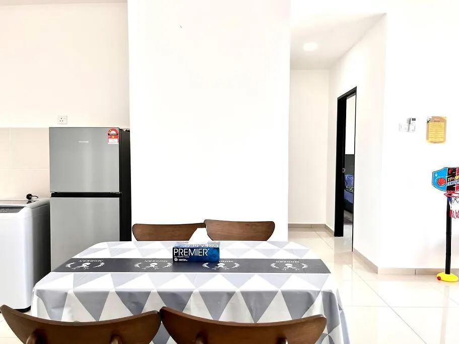 Urban Home-Swimming Pool-City Center Malacca