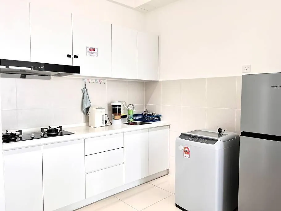 Apartment Urban Home-Swimming Pool-City Center Malacca