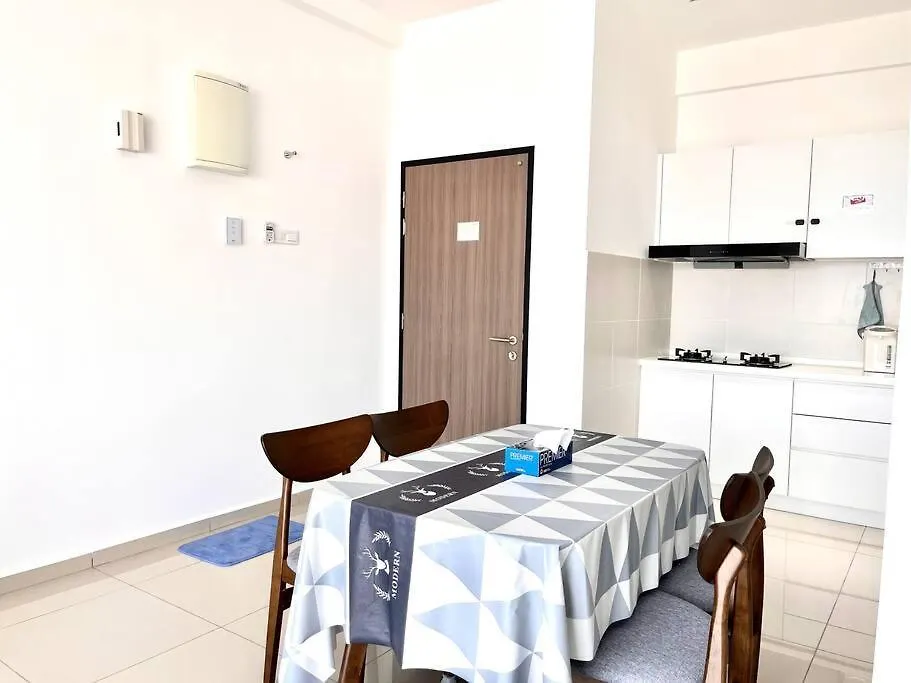 Urban Home-Swimming Pool-City Center Malacca Malaysia